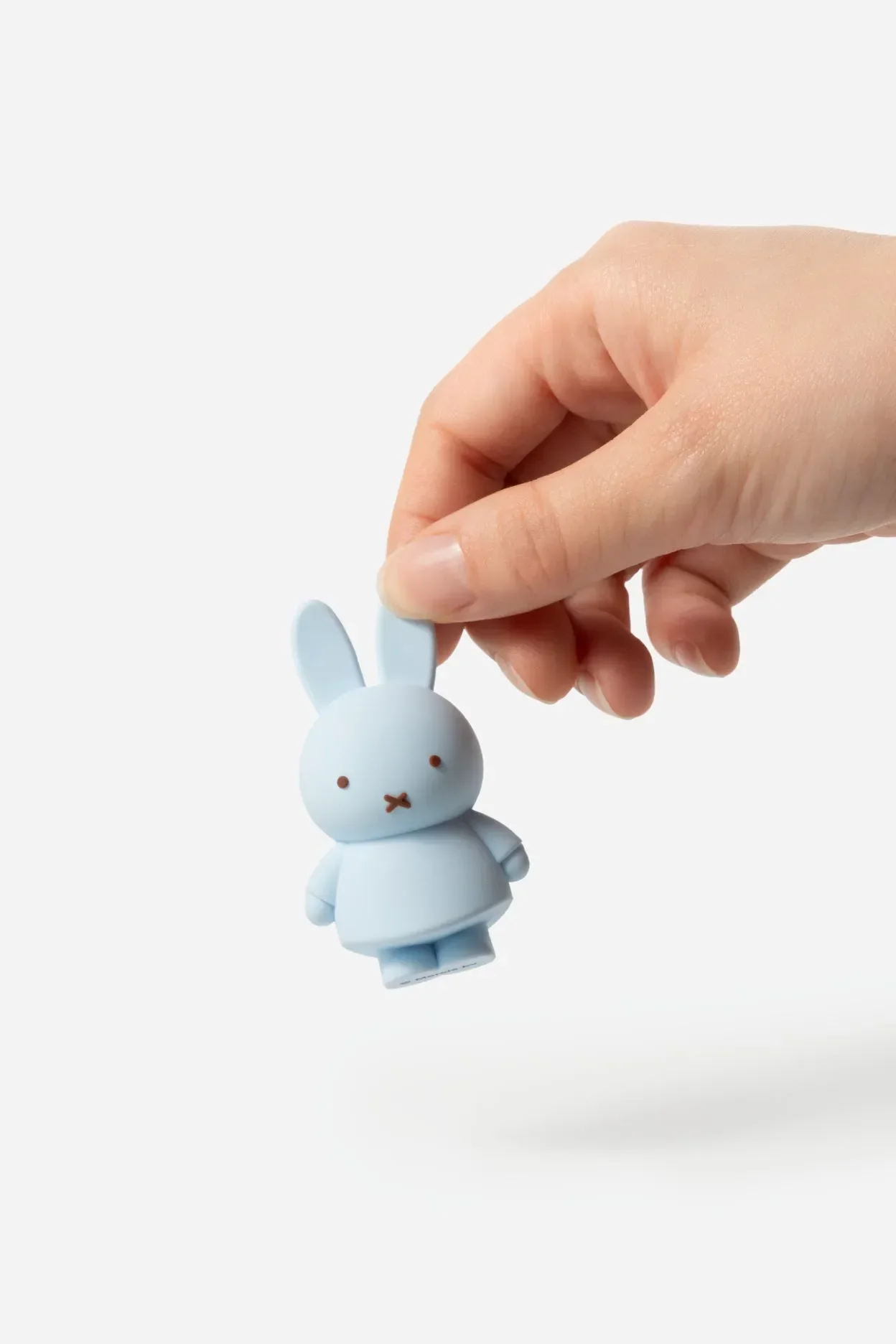 Smoko Miffy Goes Pastel Blind Box Figure - Image 4
